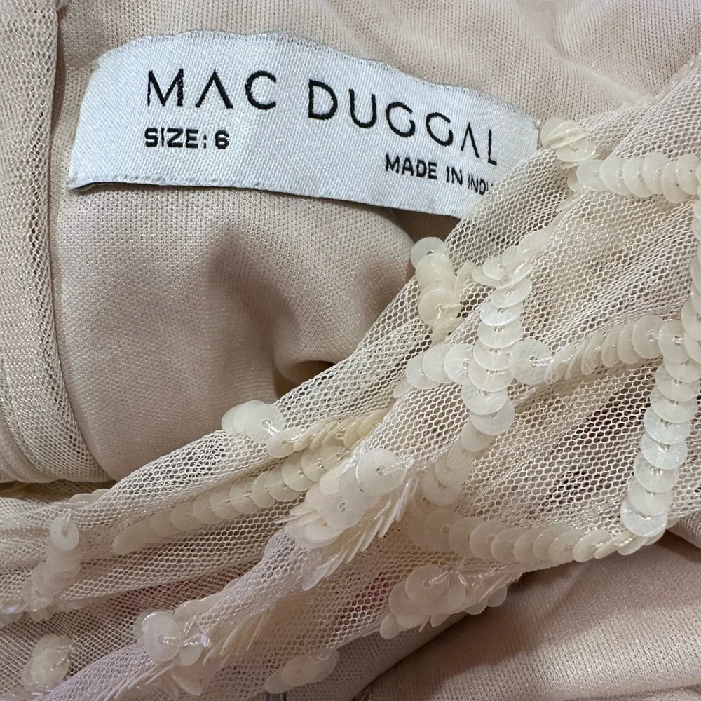 Nude Sequined Illusion Tiered High Neck Long Sleeve Midi Dress Size 6 - Picture 12 of 15